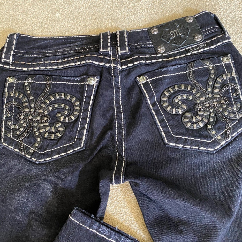 Miss Me Long Skinny Jeans by Buckle 27” x 35” Tall